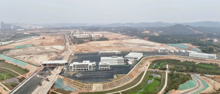 南宁综合保税区二期主要子项工程顺利通过竣工验收